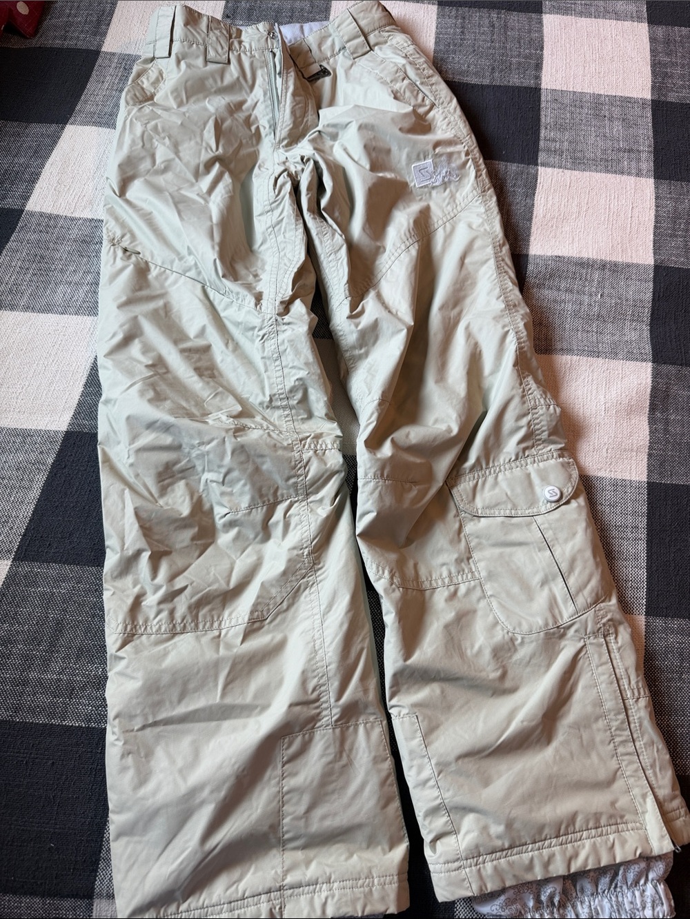 Light Khaki snow/ski Snowboard Pants with Multiple Pockets